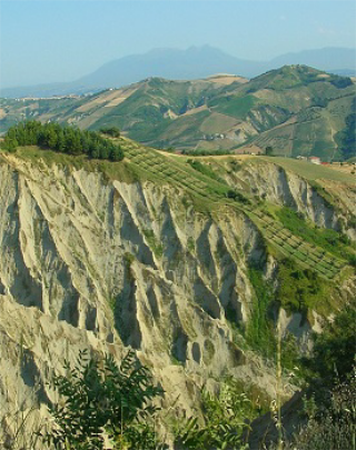 Riserve naturali, la Regione Abruzzo reintegra i fondi: risorse anche ai Calanchi di Atri